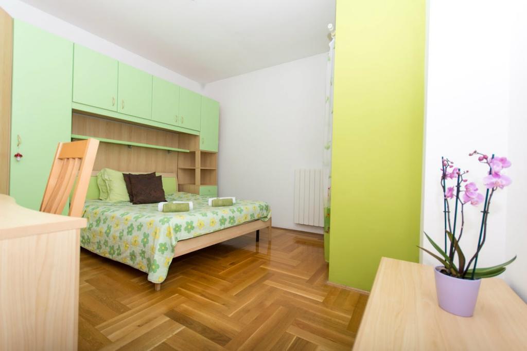 Apartments Meri เซเกต วรันยีชา ภายนอก รูปภาพ