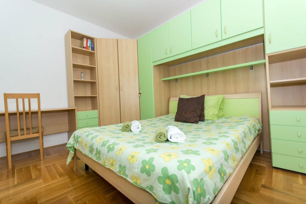 Apartments Meri เซเกต วรันยีชา ภายนอก รูปภาพ