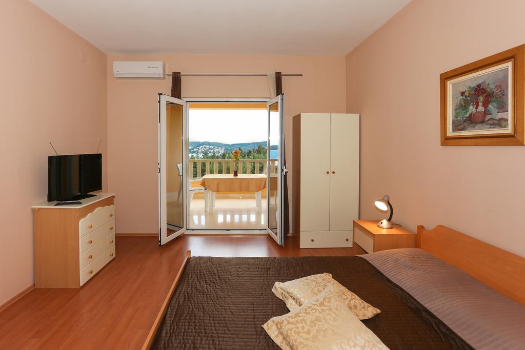 Apartments Meri เซเกต วรันยีชา ภายนอก รูปภาพ