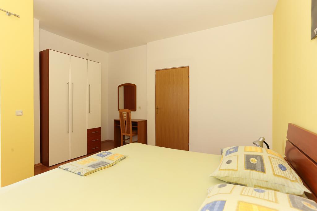 Apartments Meri เซเกต วรันยีชา ภายนอก รูปภาพ